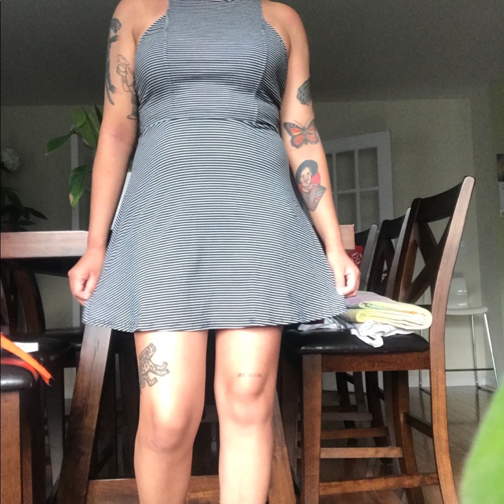 American Eagle stripped summer dress